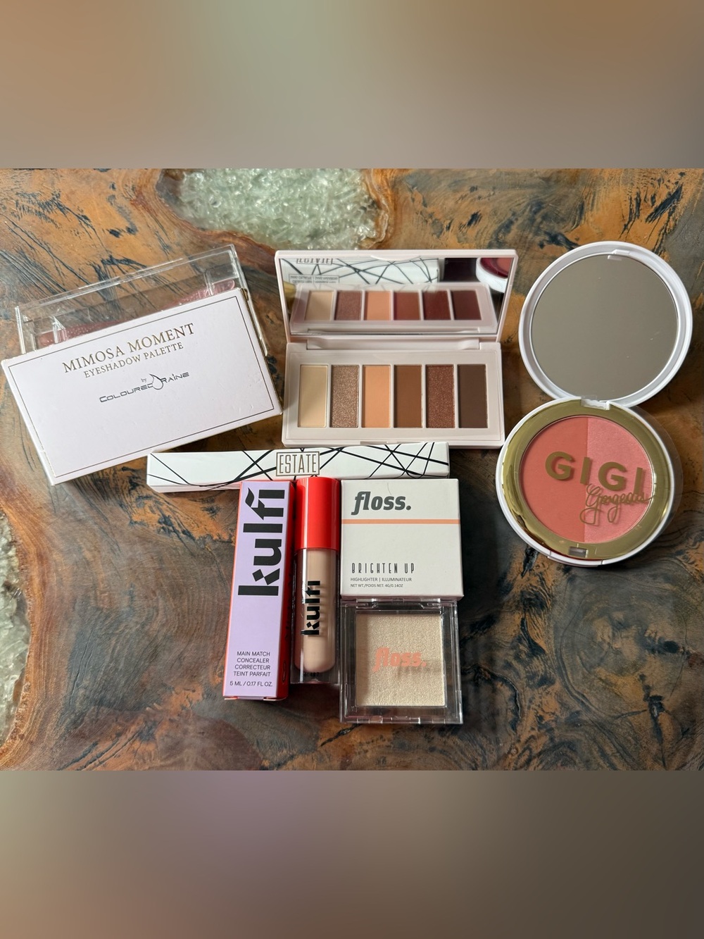 ✨ LUXE Cruelty-Free & Vegan Makeup Bundle ($125+ Value!) 60% Off!